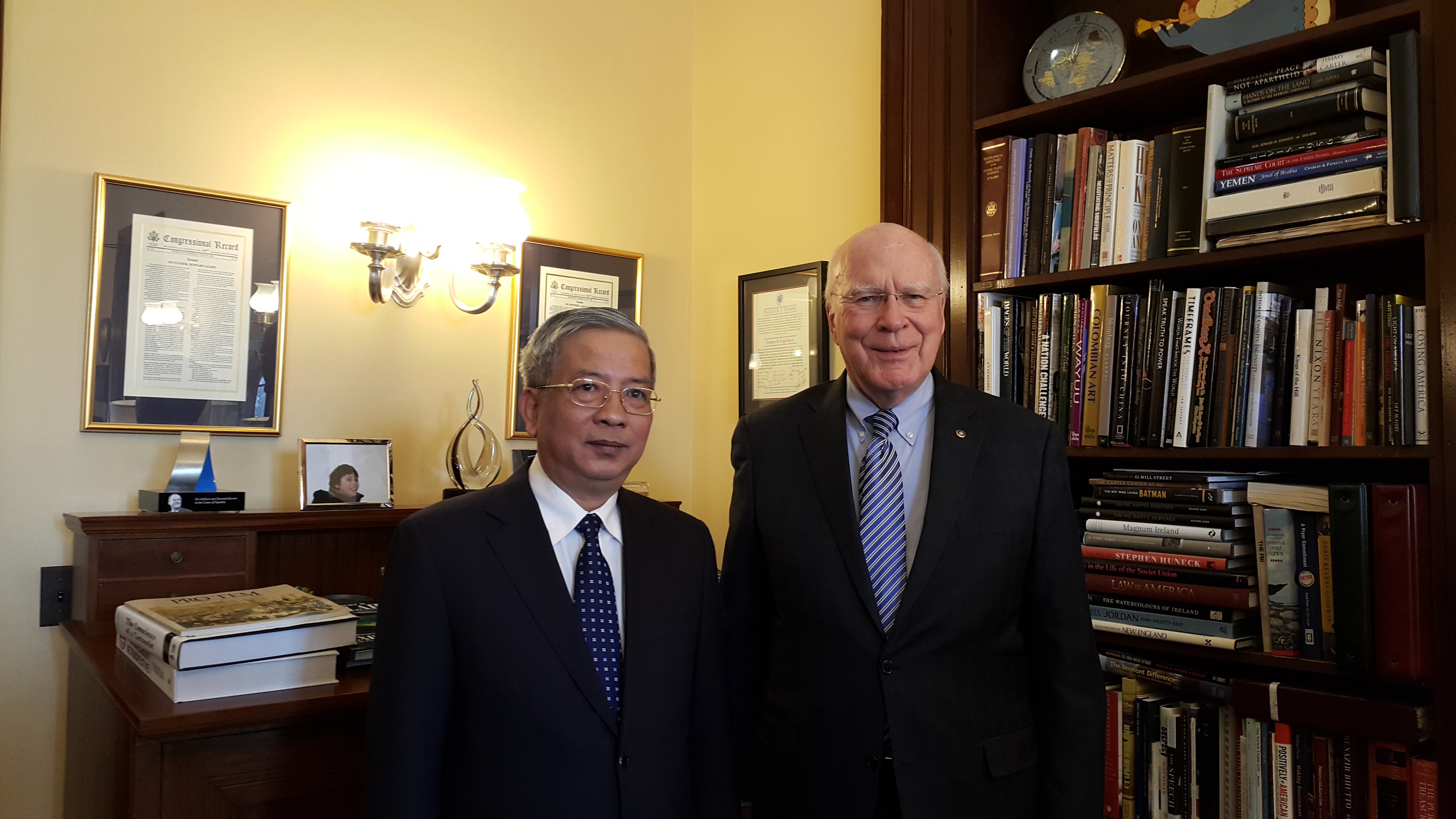 Вьетнам и США концентрируются на ликвидации последствий войны и сохранении мира